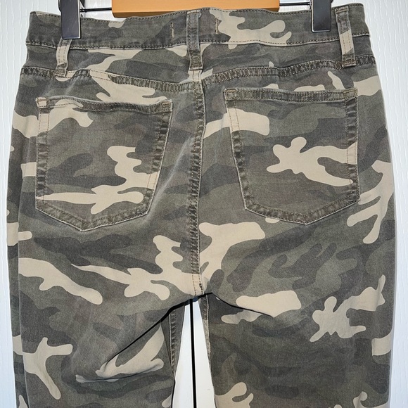 Silver Beau High Rise Slim Camo Pants - Picture 8 of 10